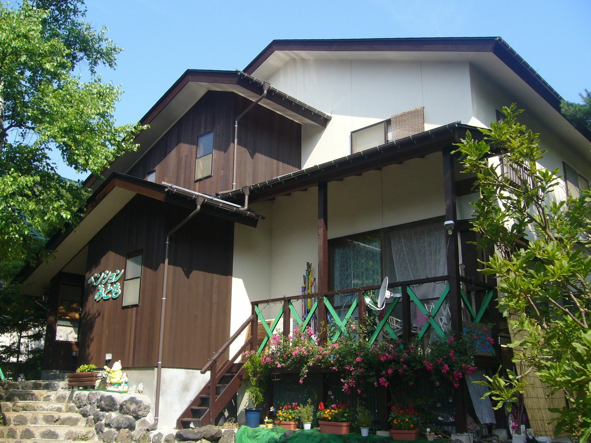 Pension Mitomo Kusatsu  Exterior foto